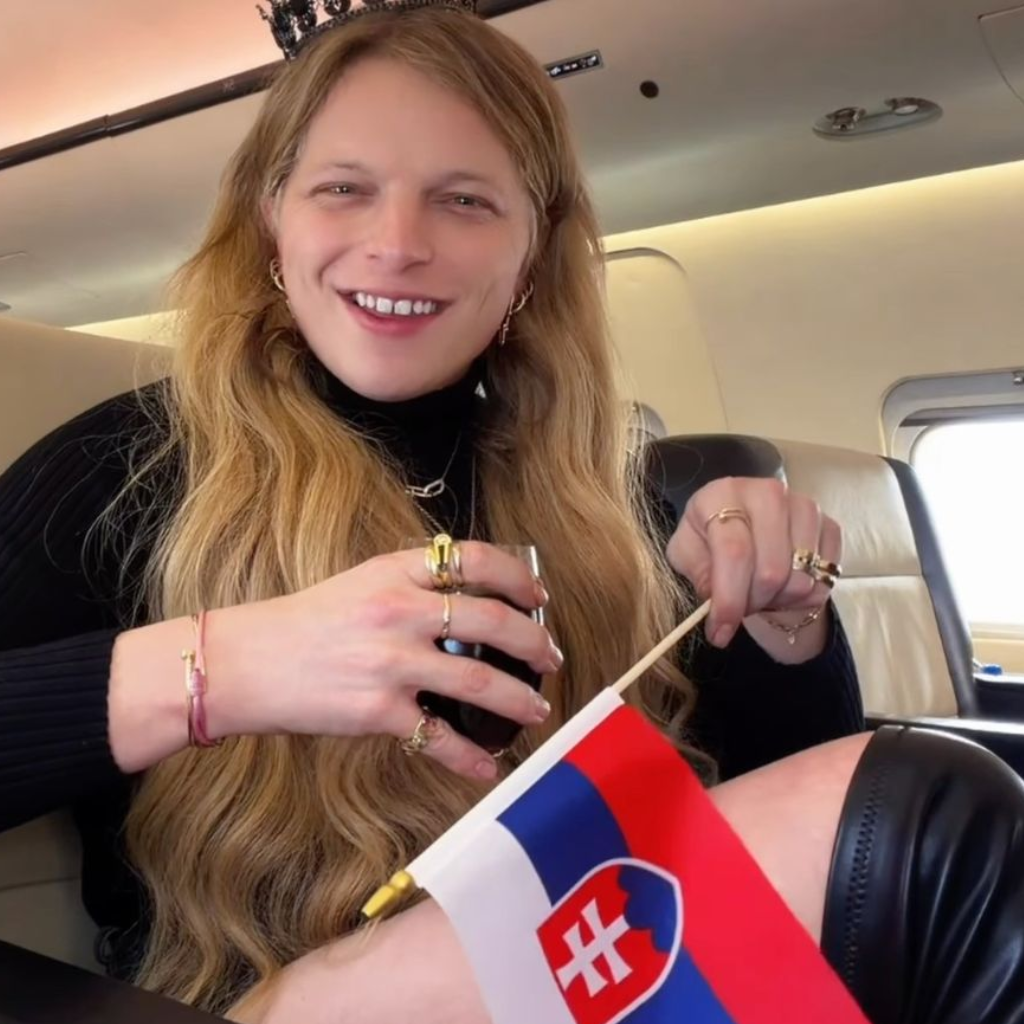 VIDEO ROZPLAKAL CELÉ ŠTÚDIO! Koleník v priamom prenose PREHOVORIL stave kultúry Slová, ktoré rozdelili Slovensko! - 2026-05-05T015119.956